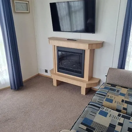 8 Berth Deluxe Caravan Pg156 Golden Palm Chapel St Leonards Extérieur photo
