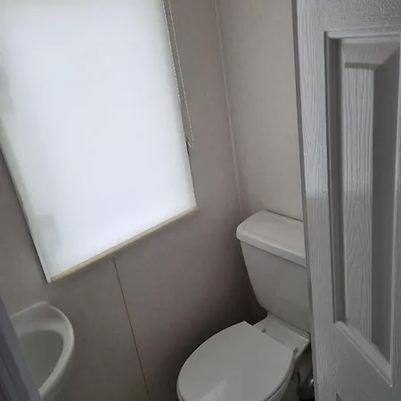 8 Berth Deluxe Caravan Pg156 Golden Palm Chapel St Leonards Extérieur photo
